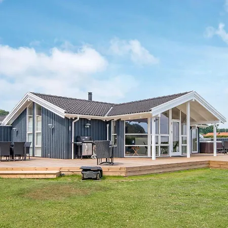 4 Star Holiday In Prázdninový dům